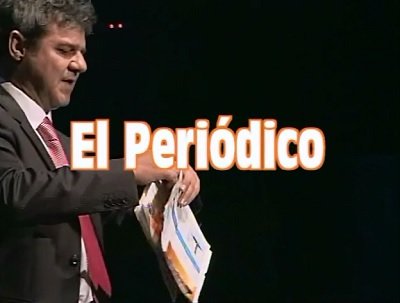 Periódico Roto y Recompuesto by Antonio Romero